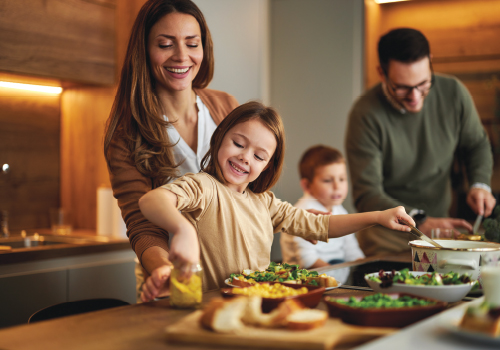 5 Ways to Make Family Meals Easier