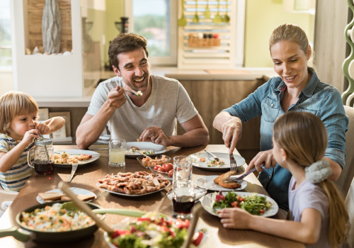 Making Family Meals a Priority: Celebrating National Family Meals Month