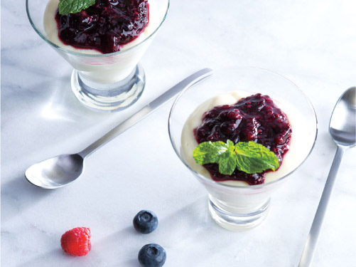 Homemade Vanilla Pudding with Berries