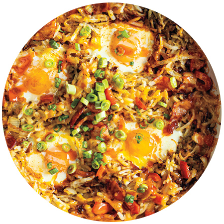 Cheesy Eggs, Bacon & Hash Brown Skillet